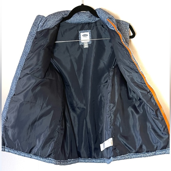 Puff Vest - Picture 3 of 5